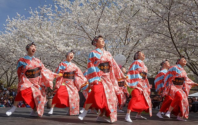 Du lịch đến Tokyo xinh đẹp cùng vé máy bay giá rẻ